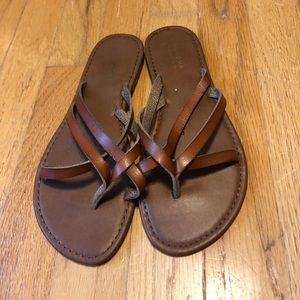 BROWN SANDALS